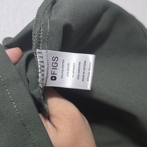 Catarina One-Pocket Scrub Top - Picture 4 of 5